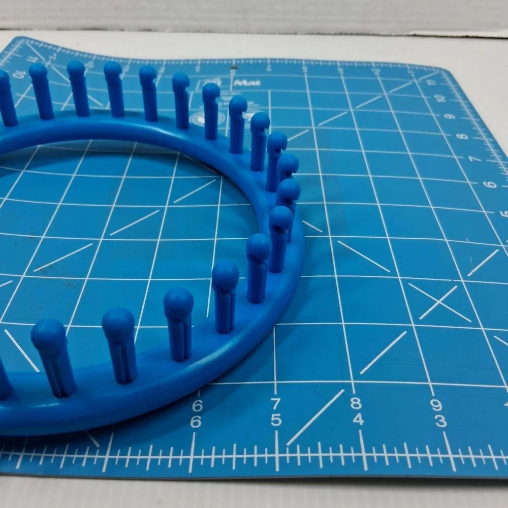 Boye Round‎ Loom Collection Set of 5 Circular Knitting Looms with Tools & Guides